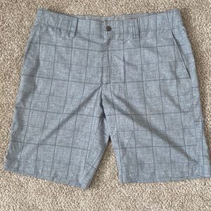 Callaway Golf Shorts Gray Size 34